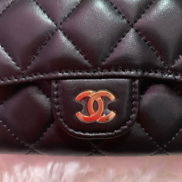 Authentic Chanel Classic Flap Card Holder - Picture 2 of 5
